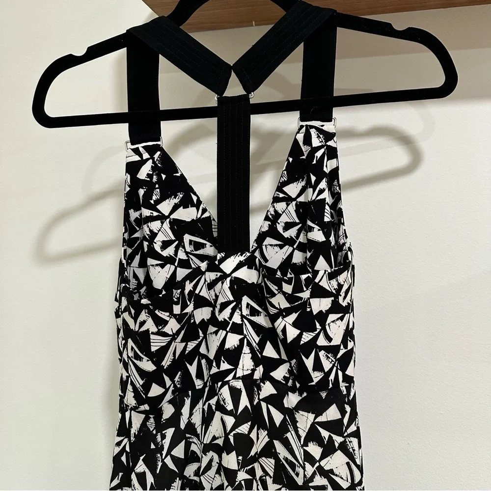 ALC Black Patti Printed Silk V Neck Halter Cross Back Maxi Dress Resort Vacay - Picture 10 of 12